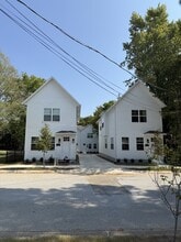 Building Photo - 1332 Van Buren Ave