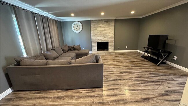 Foto del edificio - 8722 Amboy Ave