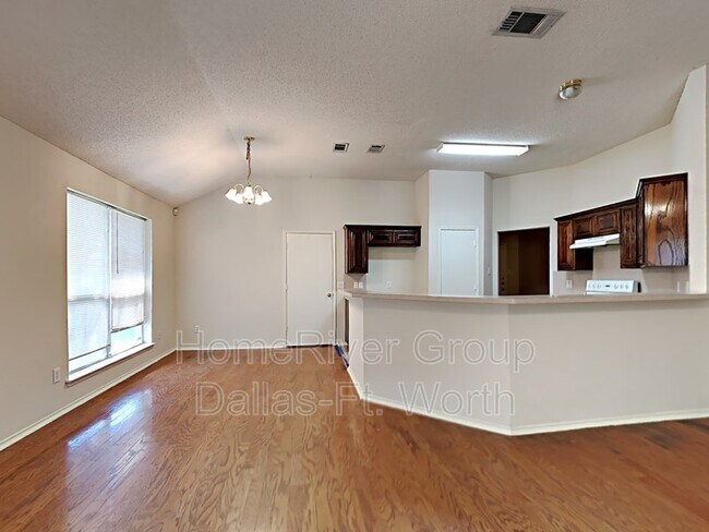 Foto del edificio - 8001 Mourning Dove Dr