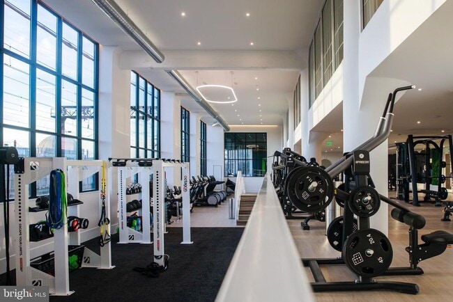 Building Photo - 809 Poplar St