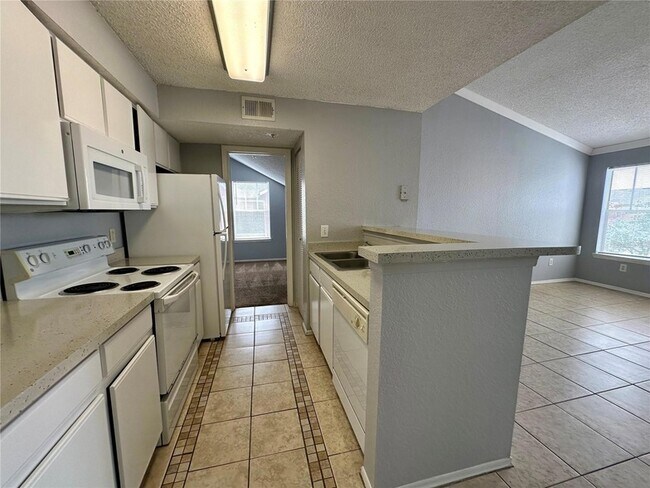 Building Photo - 2214 Grand Cayman Court Unit 1534
