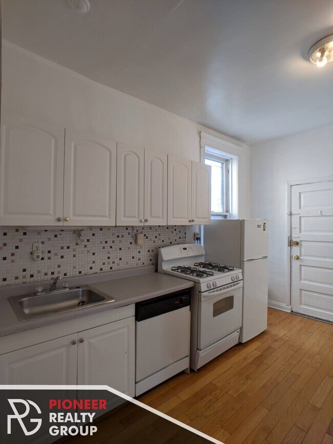 Foto del edificio - 3544 N Halsted St