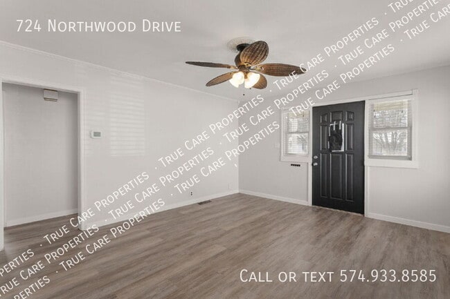 Building Photo - 724 Northwood Dr