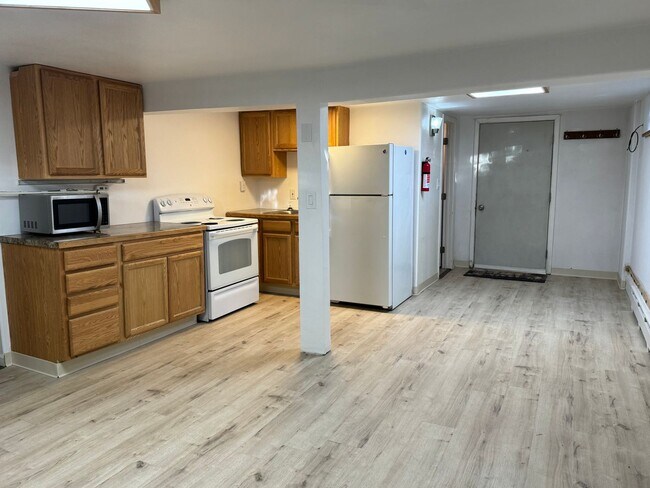 Building Photo - Baranof Ave - 317
