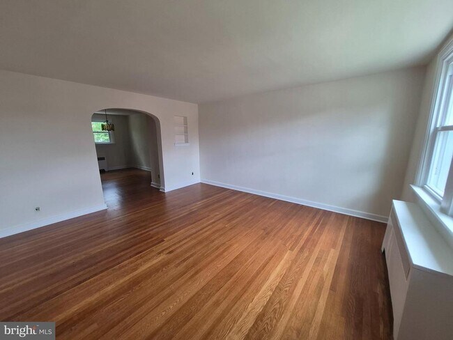 Foto del edificio - 3423 Verner St