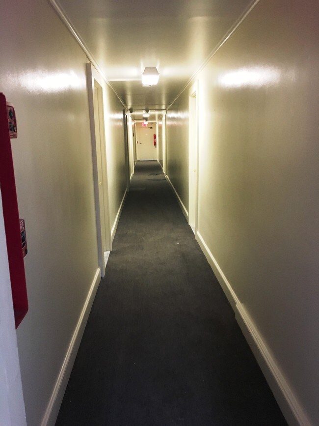 Hallway - 5-7 Upson St