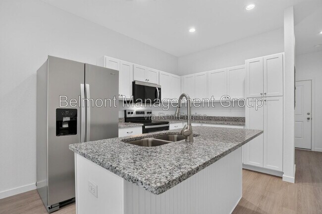 Building Photo - 630 NW 59th Ave