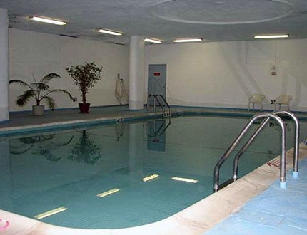 Pool - Kingston Court