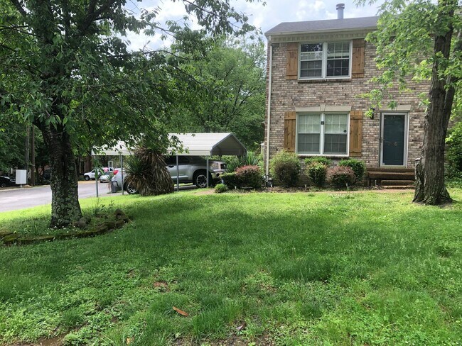 Building Photo - 906 Hammack Dr