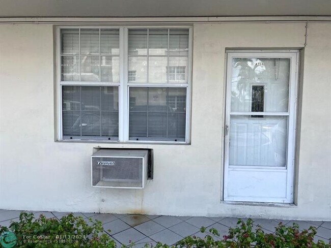 Building Photo - 1800 79th Street Causeway