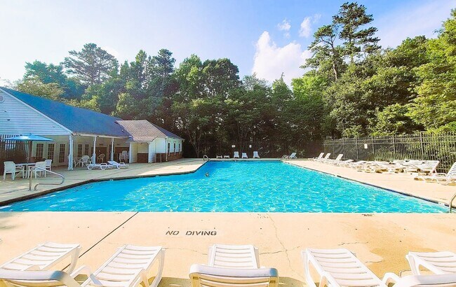 Foto del edificio - 3030 Barrymore St