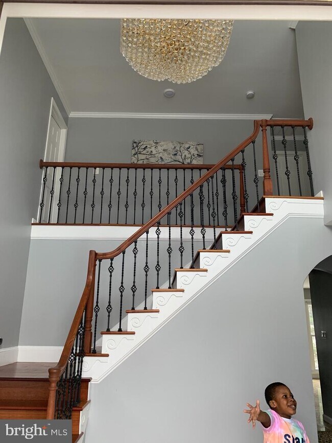 Building Photo - 7463 Rosewood Manor Ln