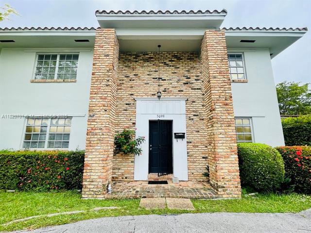 Foto del edificio - 5099 Ponce de Leon Blvd