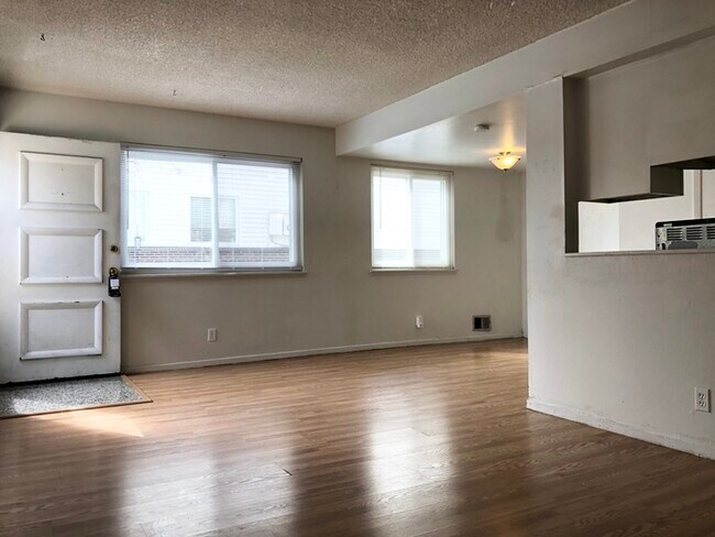 Foto del edificio - Beautiful Townhome in Denve