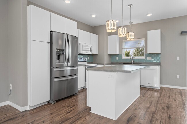 Foto del edificio - 3906 Lone Peak Dr