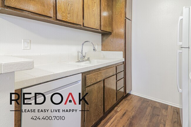 Foto del edificio - 215 S Madison Ave