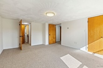 Building Photo - 3183 Mohawk St