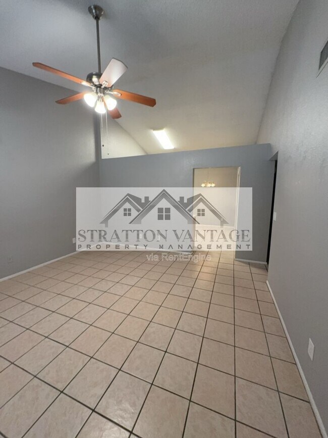 Foto del edificio - 5136 E Evergreen St