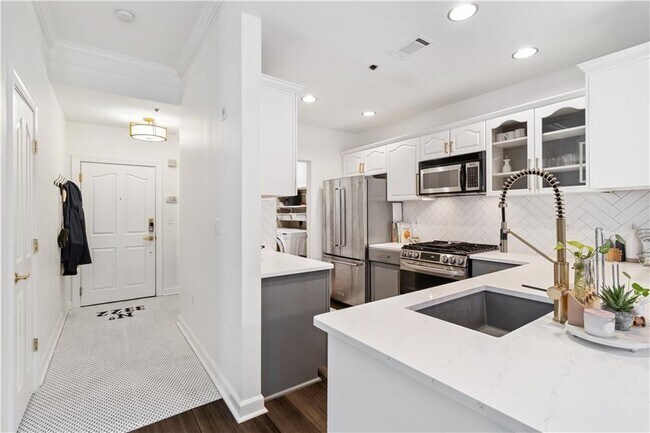 Foto del edificio - 850 Piedmont Ave NE