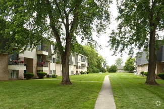 Building Photo - Baypointe Apartments