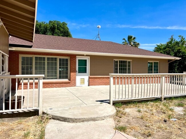 Building Photo - 29534 S Chrisman Rd