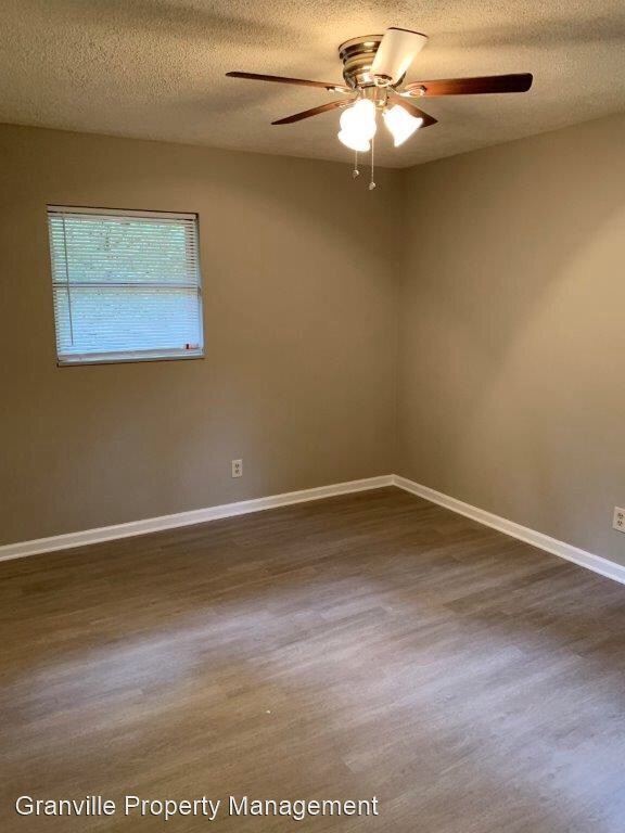 Foto del edificio - 4 br, 2 bath House - 484 Evergreen Dr