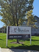 Building Photo - 1464 N Allumbaugh St