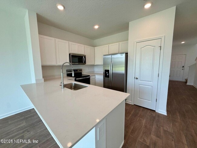 Foto del edificio - 1469 Jeremiah St