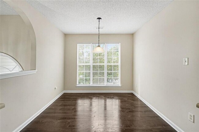 Building Photo - 4824 Buchli Ln