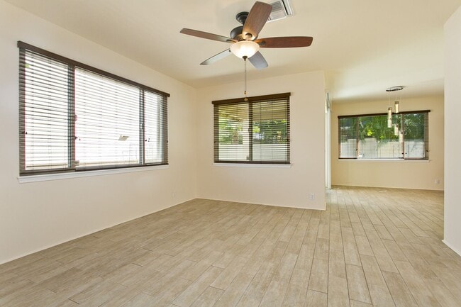 Building Photo - Latitudes by Gentry 3 BD 2.5 BA, Ewa Beach