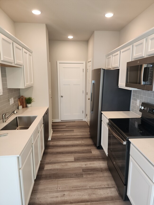 Building Photo - 3963 NE 2nd Ln