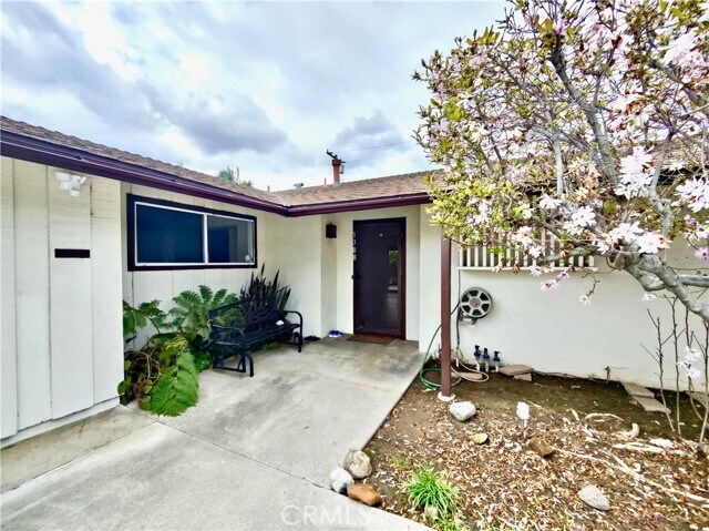 Foto del edificio - 1308 W Vine Ave