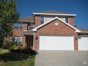 Building Photo - 15 Bluestem Ln