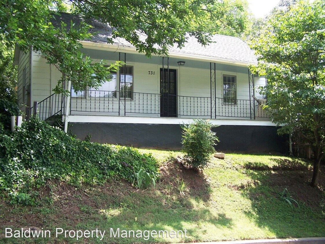 Primary Photo - 2 br, 1 bath House - 731 Mulberry St.