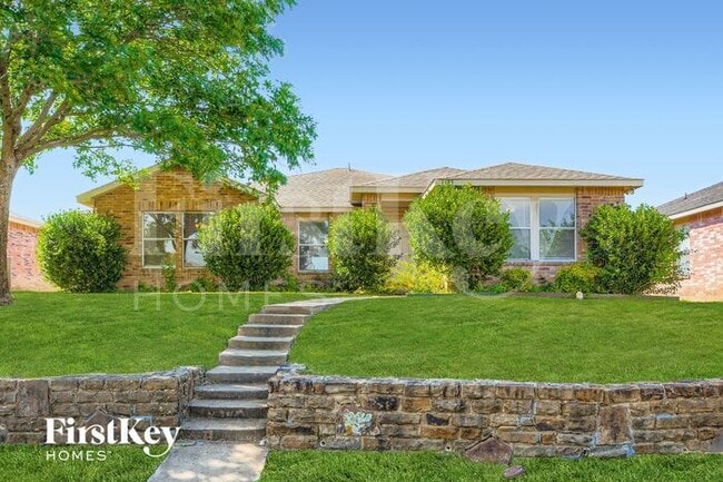 Building Photo - 1395 Stewart Dr