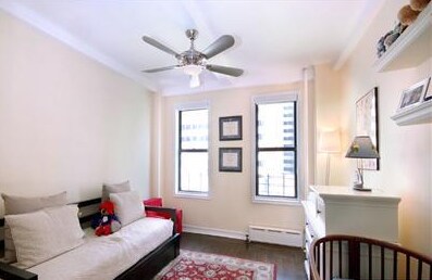 Building Photo - 17 W 64th St