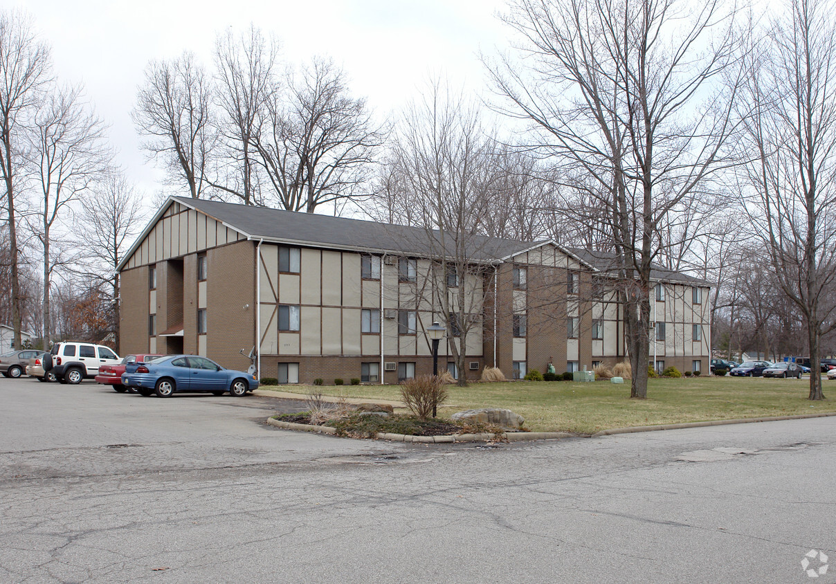 Building Photo - Cortland Court Apartments