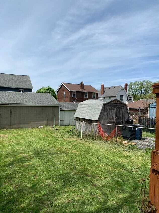 Primary Photo - House avail!