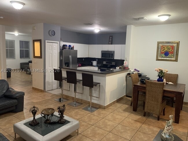 Foto del edificio - 6243 SW 165th Ave