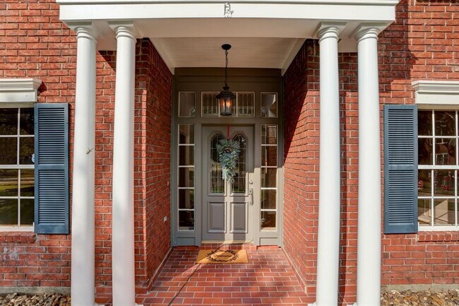 Foto del edificio - 15923 Echo Lodge Dr