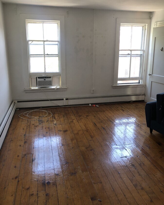 Primary Photo - 204 Wooster St
