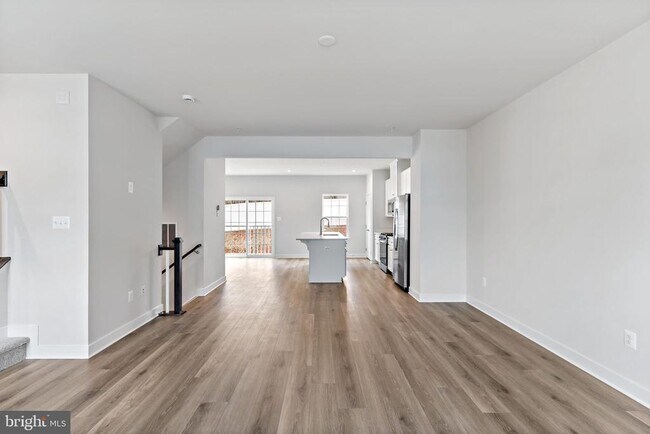 Building Photo - 324 Paca Gardens Ln