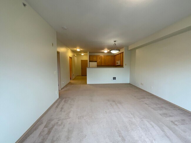 Foto del edificio - Spacious 1 bed 1 bath in Darby Estates Con...