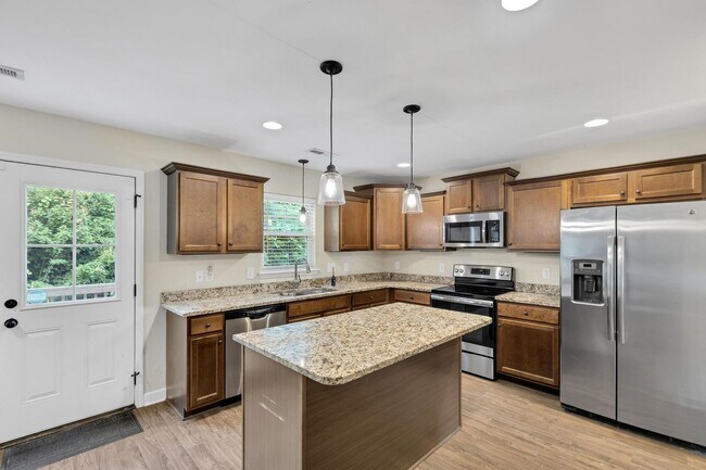 Foto del edificio - Bridgeport Home with Community Pool!