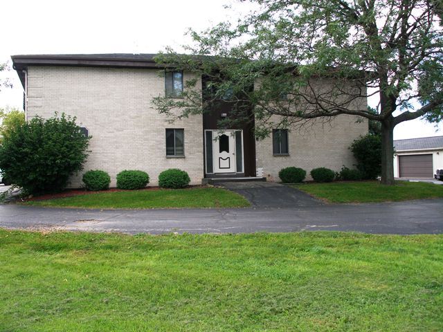 Foto principal - 1199 N 4th St