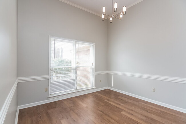 Building Photo - 8684 Leaf Manor Cove