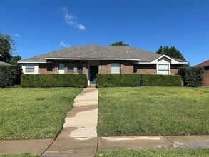 Building Photo - 339 Aspenway Dr
