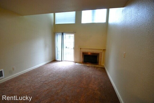 Building Photo - 2 br, 1.5 bath House - 830 Pike St NE Apt A8