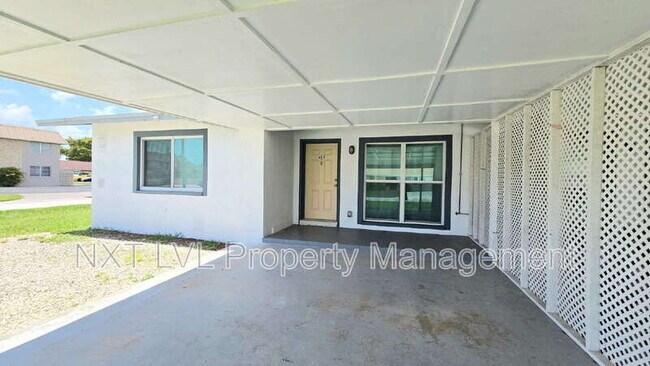 Building Photo - 603 SE 46th Ter