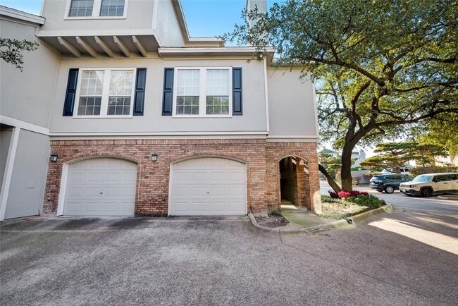 Building Photo - 14400 Montfort Dr